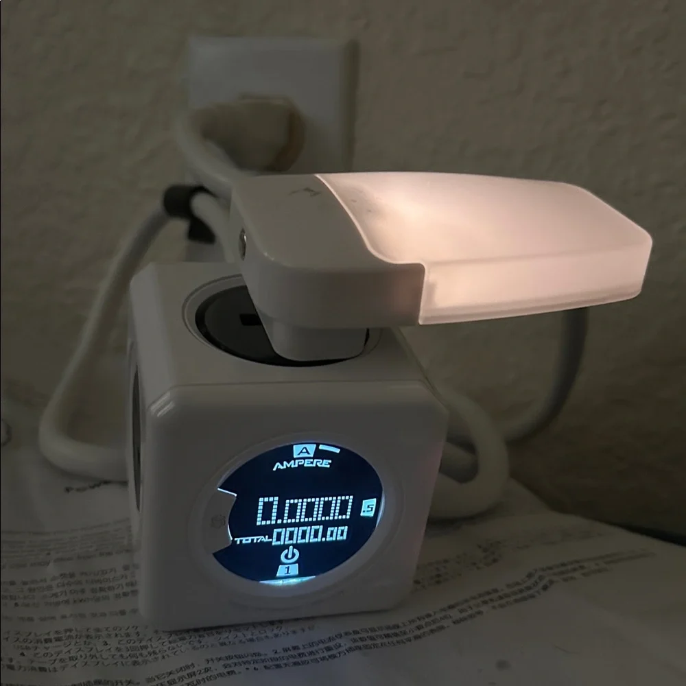 ALLOCACOC Power Cube up to 1,3A with display-new-never used-originally packed